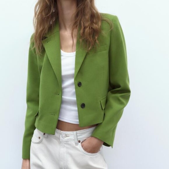 Zara Jackets & Blazers - NWT Green Blazer FELT TEXTURE MULTI-POCKET BLAZER Size XS Color Lawn